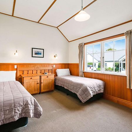Quality Suites Huka Falls Taupo Exterior photo